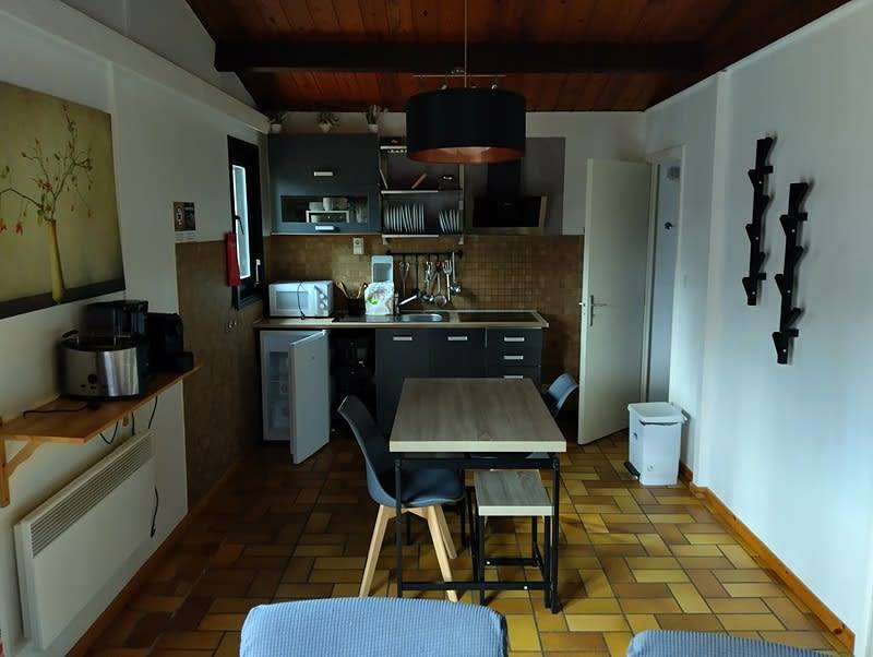 Komfortables Ferienhaus für 4 Personen in einem Ferienpark in den Wäldern der Ardennen in Viroinval, Parc Naturel Viroin Hermeton