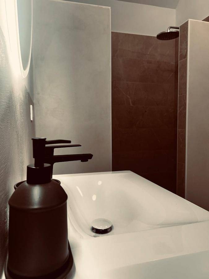 Location de vacances pour 10 personnes, avec sauna et terrasse à Asnières-sur-Vègre - 4