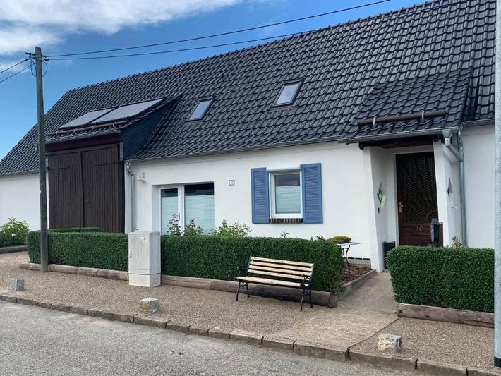Ferienhaus, mit Terrasse und Garten sowie Ausblick in Bernburg - 3
