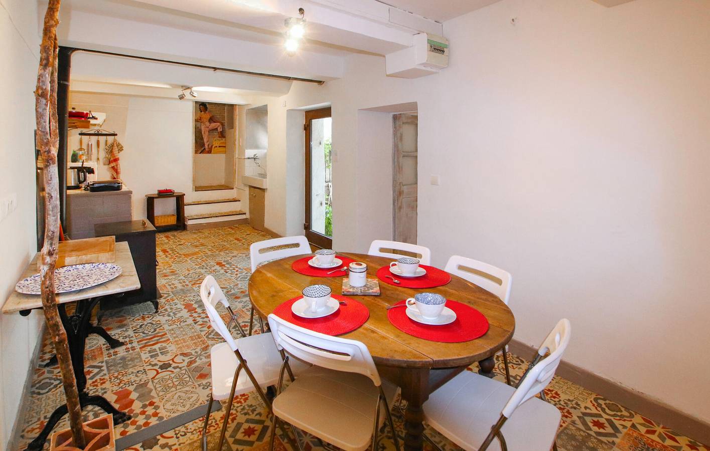 Charmant appartement de jardin à Eygalières - AC, Parking, Internet in Eygalières, Région d'Arles