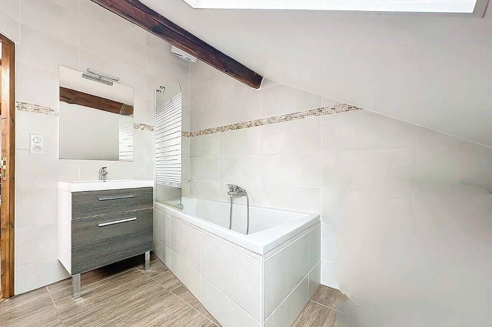 Ganze Wohnung, Appartement Leman En Plein Centre de Evian les Bains , à 250 Mètre du lac in Évian-les-Bains, Thonon-les-Bains und Umgebung