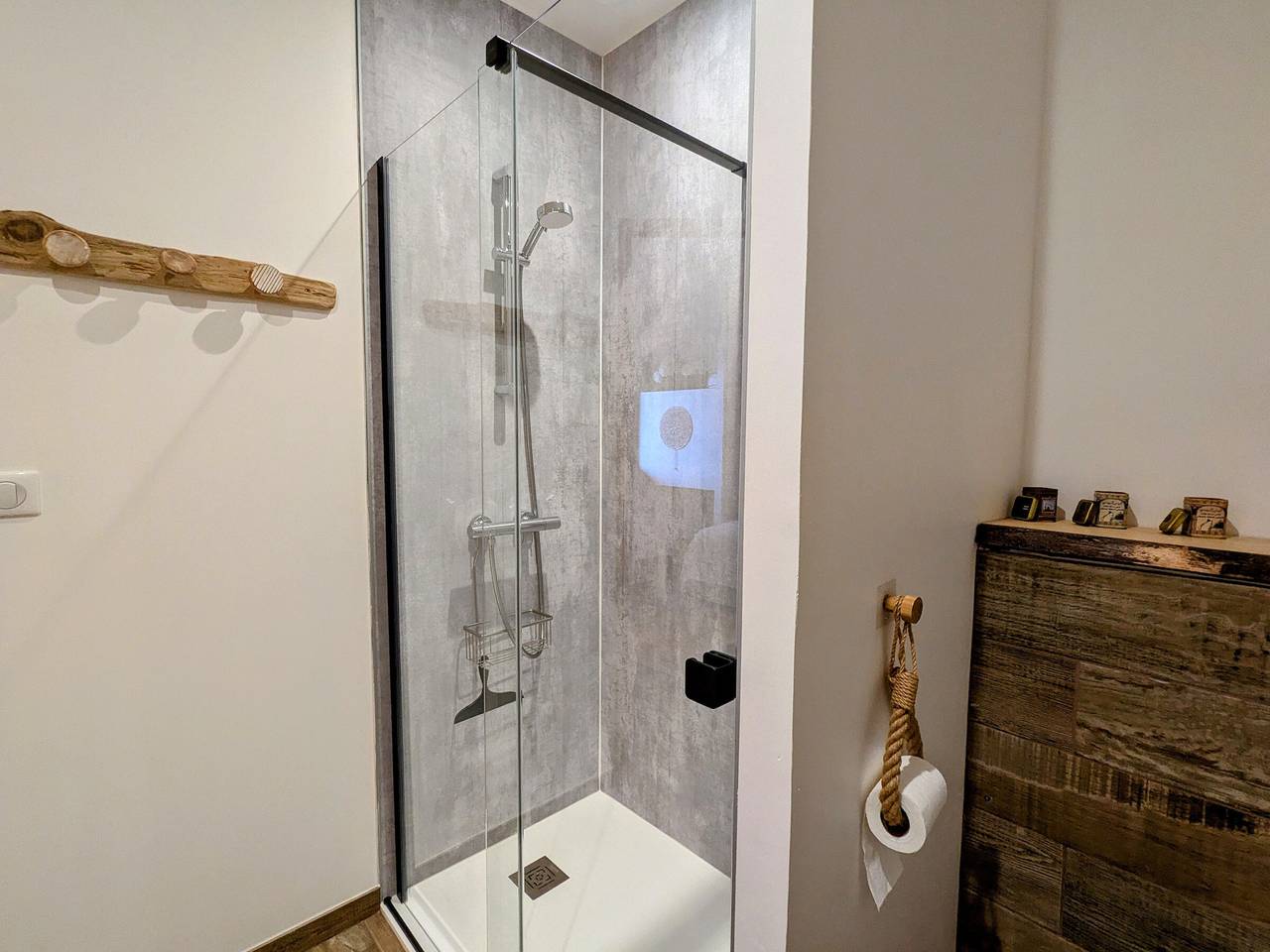 Chambre Bohème avec piscine chauffée et Wi-Fi gratuit in Faverolles, Vallée de la Loire