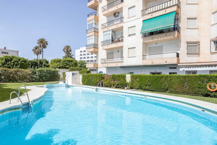 Vacation rental for 2 people, with balcony in Nerja