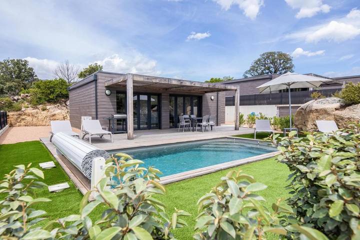 Appart’hôtel pour 4 personnes, avec jardin et piscine