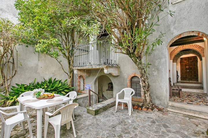 Ferienhaus für 6 Personen, mit Terrasse in Gardone Riviera - 2