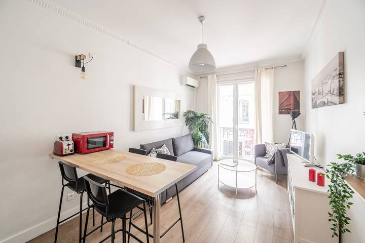 Gîte pour 4 personnes, avec balcon dans L'Olympia (Paris)