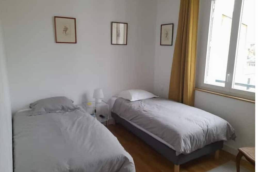 Appartement entier, Grand, clair, central, élégant, 2 chambres in Limoges, Région de Limoges