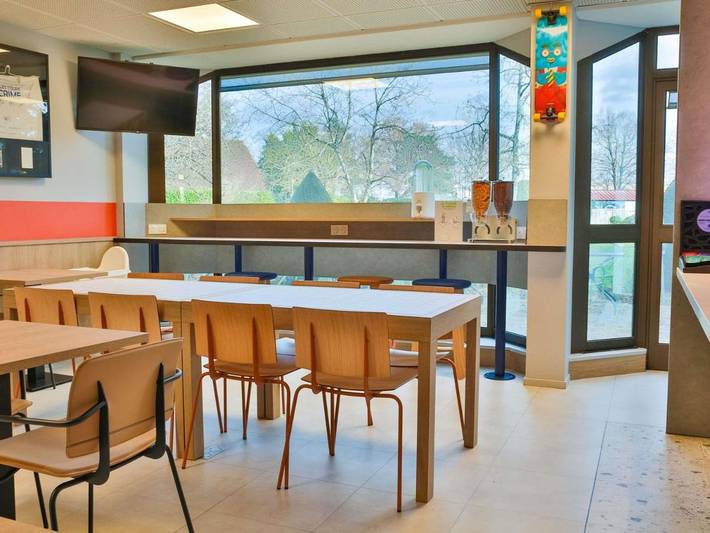 Hôtel pour 2 personnes, avec jardin, animaux acceptés à Chambray-lès-Tours - 4