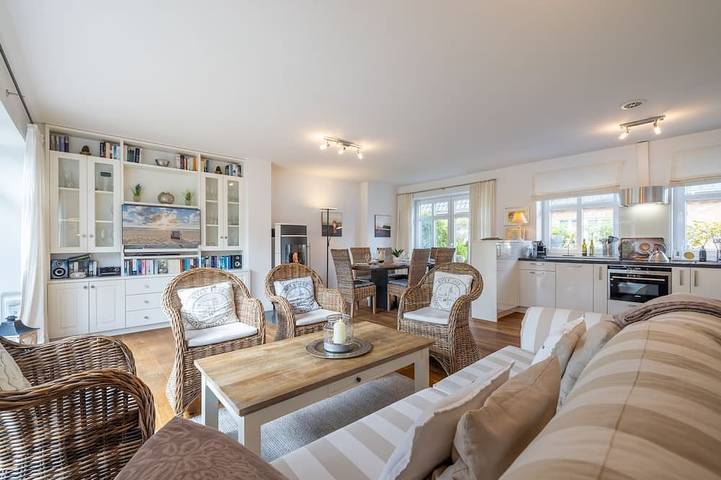 Ferienhaus für 6 Personen, mit Balkon und Sauna sowie Garten - 1