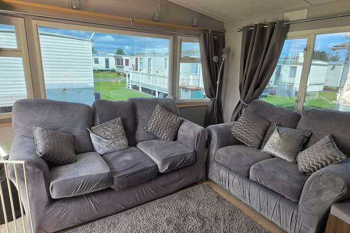 Chalet for 6 people, with Garden in Chapel St. Leonards