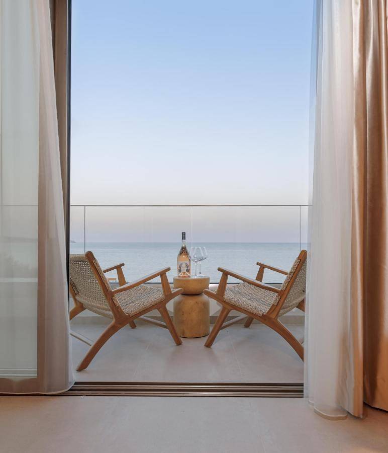 Ganze Wohnung, Kales Sea View Suites in Ierapetra in Ierapetra, Lasithi