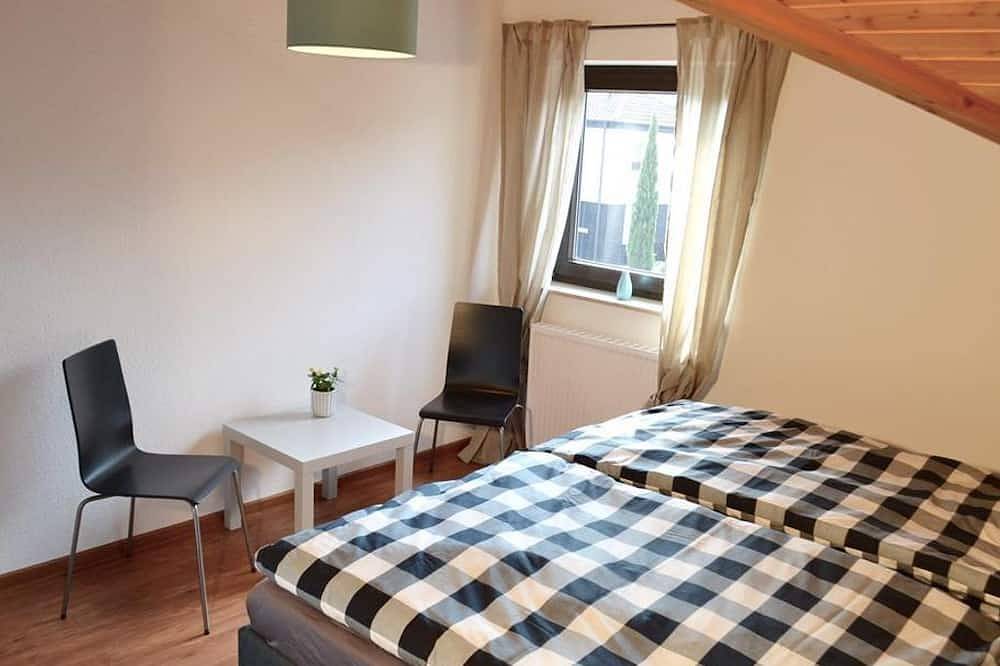 Ganze Wohnung, Fewo Jäger - Fewo, Dusche und Bad, Wc, 3 Schlafräum in Neustadt an der Weinstraße, Deutsche Weinstraße