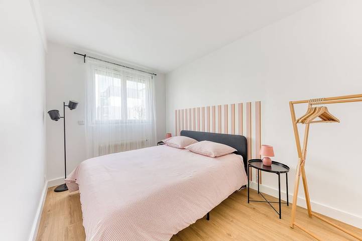 Ganze Wohnung, 6-person apartment between Paris and Disney - Rera - Video projector Wifi in Le Perreux-sur-Marne, Val-de-Marne