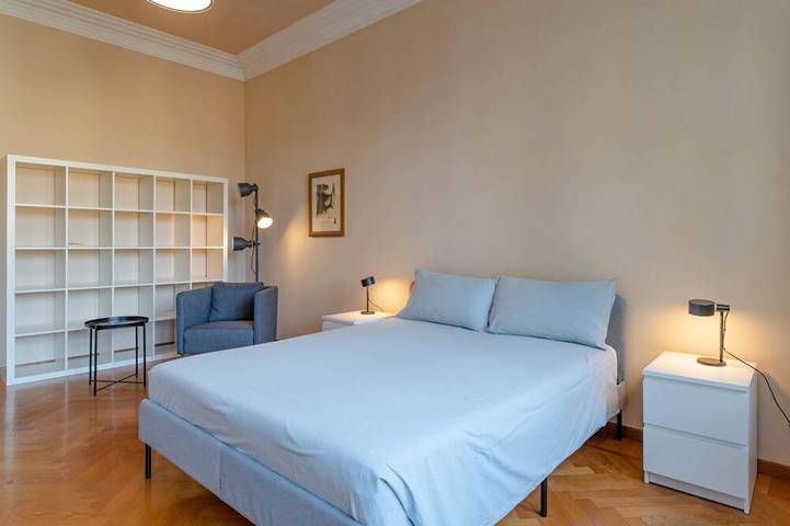 Appartamento intero, San Tommaso, Luxury, 4 rooms by HappyHosTorino in Torino, Provincia di Torino