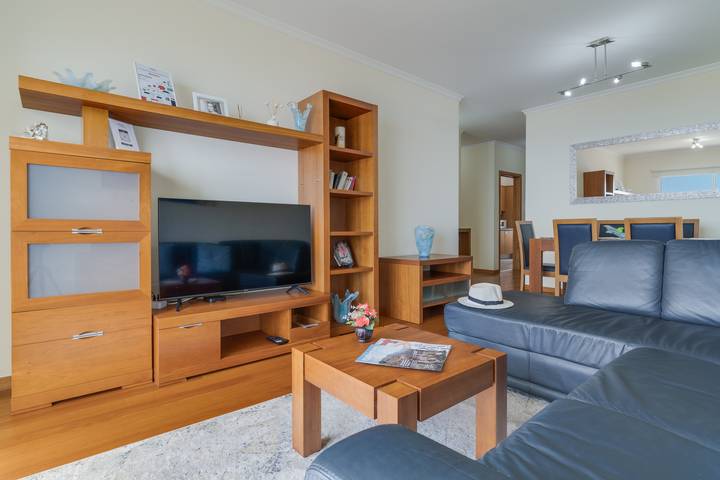 Gîte pour 5 personnes, avec vue sur l’océan ainsi que terrasse et vue à Câmara de Lobos - 4