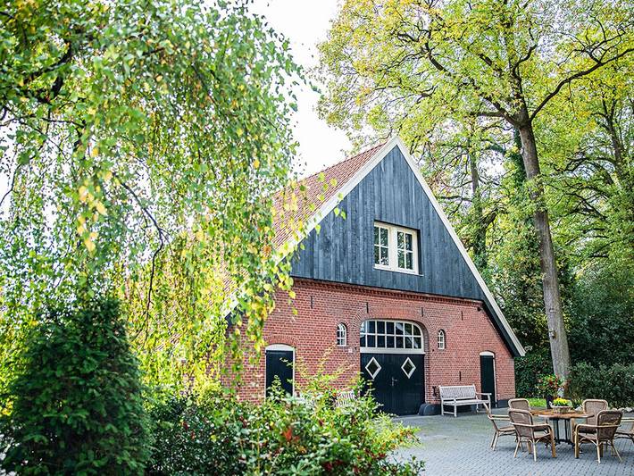 Ferienhaus für 14 Personen, mit Terrasse und Garten sowie Whirlpool, kinderfreundlich in Losser - 2