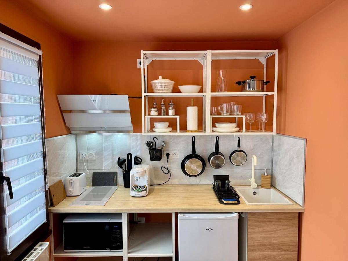 Appartement entier, One-Bedroom Apartment in Louviers, Région de Les Andelys