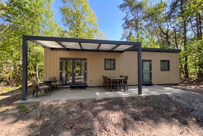 Bungalow voor 4 personen, met terras en balkon/terras in Dwingeloo