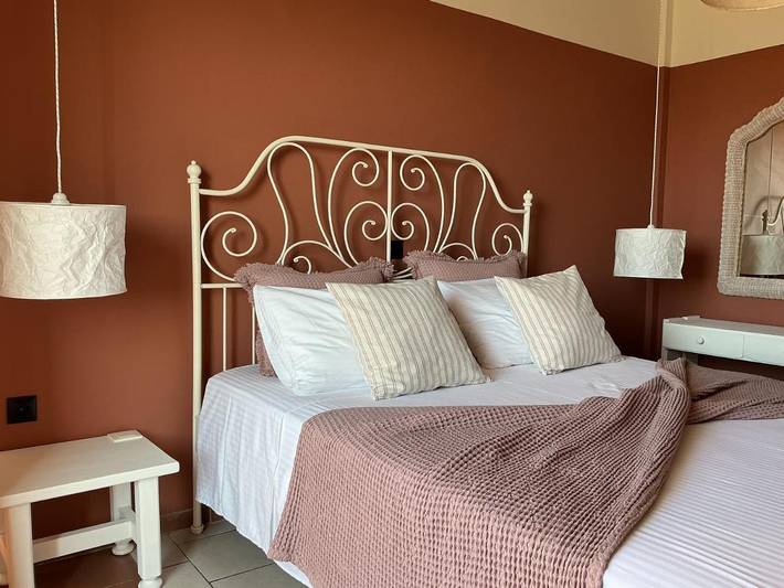 Chambre d’hôte pour 2 personnes, avec vue et jardin, animaux acceptés dans Cos - 3