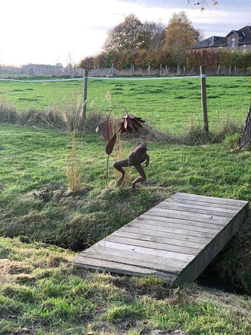 Location de vacances pour 2 personnes, avec terrasse ainsi que vue et jardin à Bastogne - 3