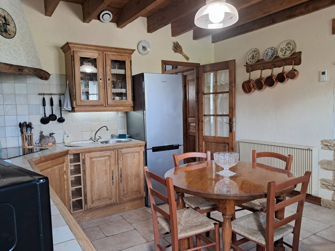 Holiday Home 'Gîte Le Point Du Jour' with Wi-Fi in Lefaux, Montreuil region