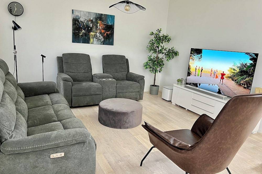 Entire 2Bedroom villa plus jacuzzi 10 min to växjö in Alvesta, Kronoberg