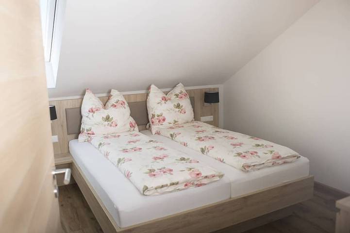 Ferienwohnung für 4 Personen, mit Sauna und Garten sowie Balkon in Schliengen - 3