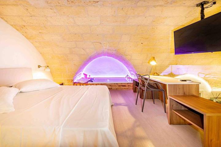 Chambre d’hôte pour 4 personnes, avec jacuzzi, animaux acceptés à Santeramo in Colle - 2