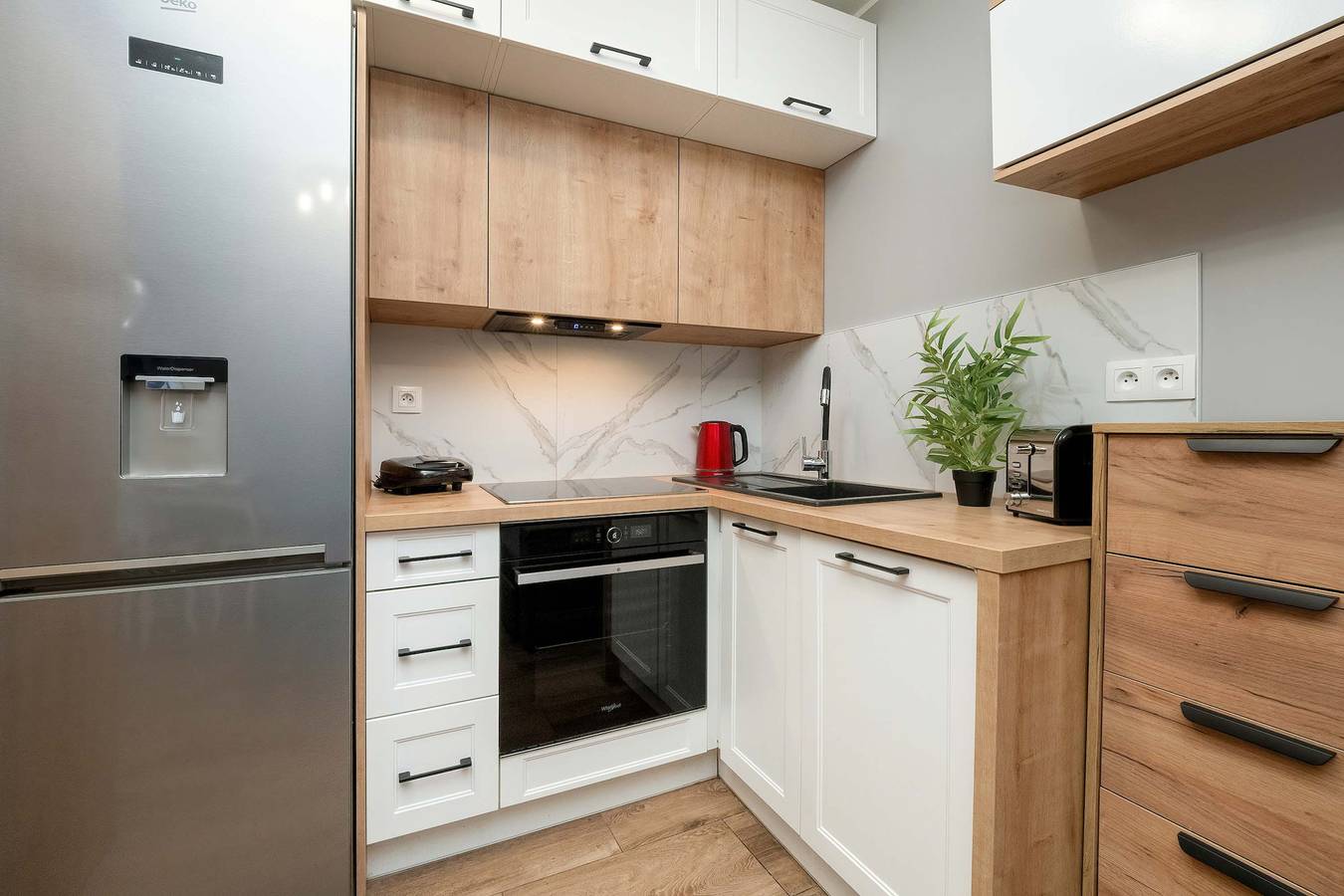 Cały apartament wypoczynkowy, Cozy Studio with Balcony | Parking in Garage in Łódź, Województwo łódzkie