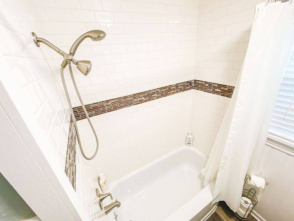 The Aviary Cottage: Bunkbed, Near Playground, Swing, Full Fence, Central to all in Springfield (MO), Greene County (MO)