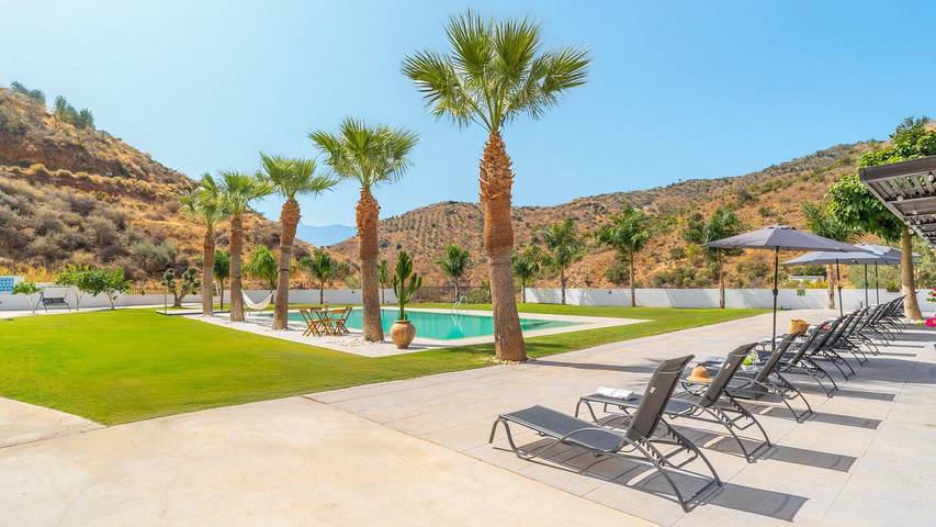 Chalet para 28 personas, con piscina y balcón/terraza - 1