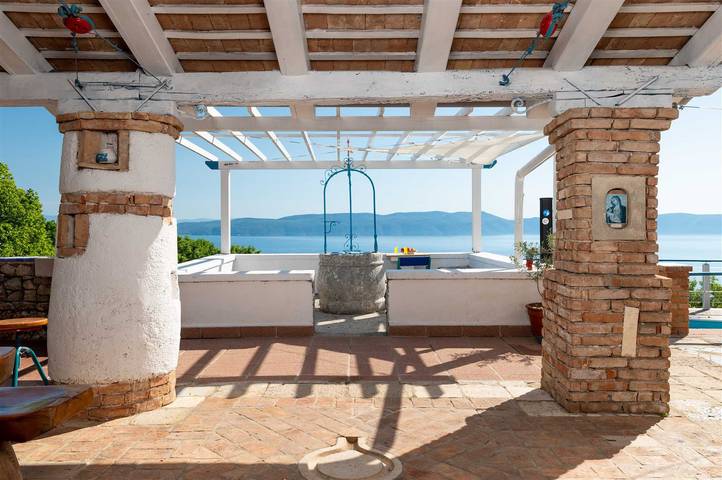 Ferienhaus mit Meerblick für 6 Personen, mit Balkon/Terrasse und Pool in Istrien - 4