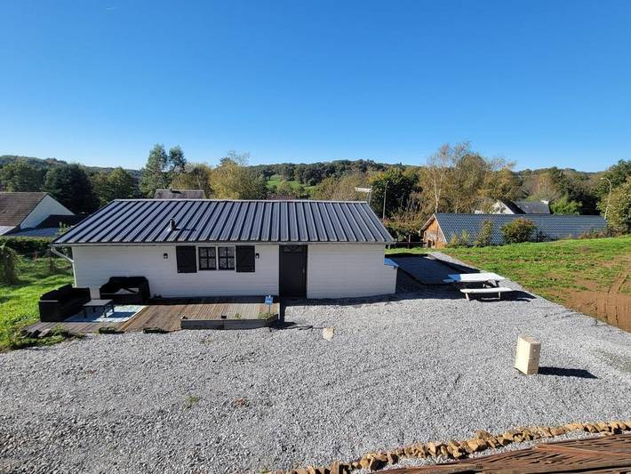 Location de vacances pour 6 personnes, avec vue ainsi que jardin et vue sur le lac à Seilhac - 3
