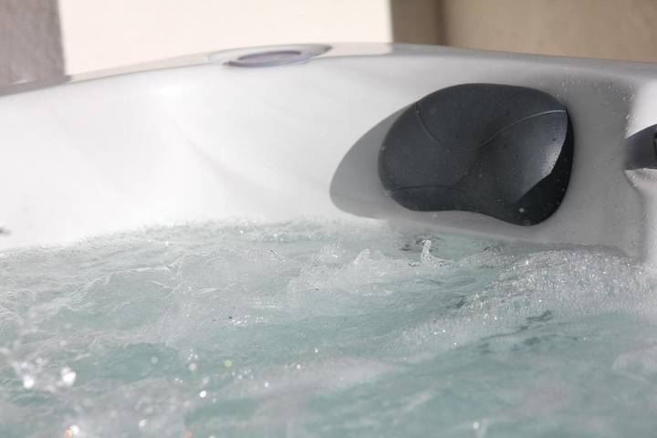 Appartement de vacances pour 4 personnes, avec jacuzzi ainsi que sauna et terrasse