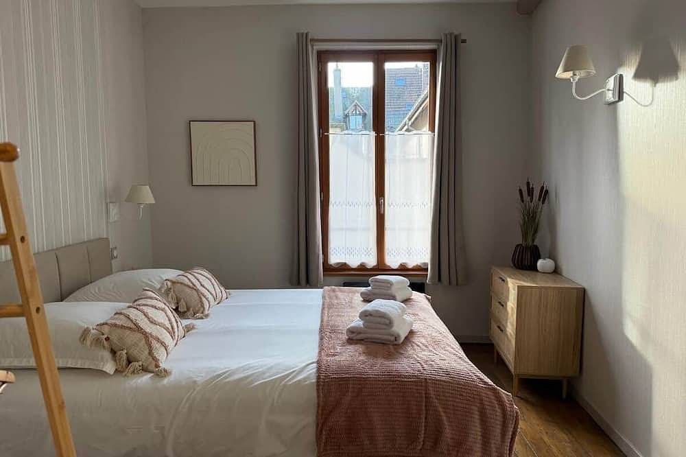 Appartement entier, L'Horizon Troyen (T11) in Troyes, Aube