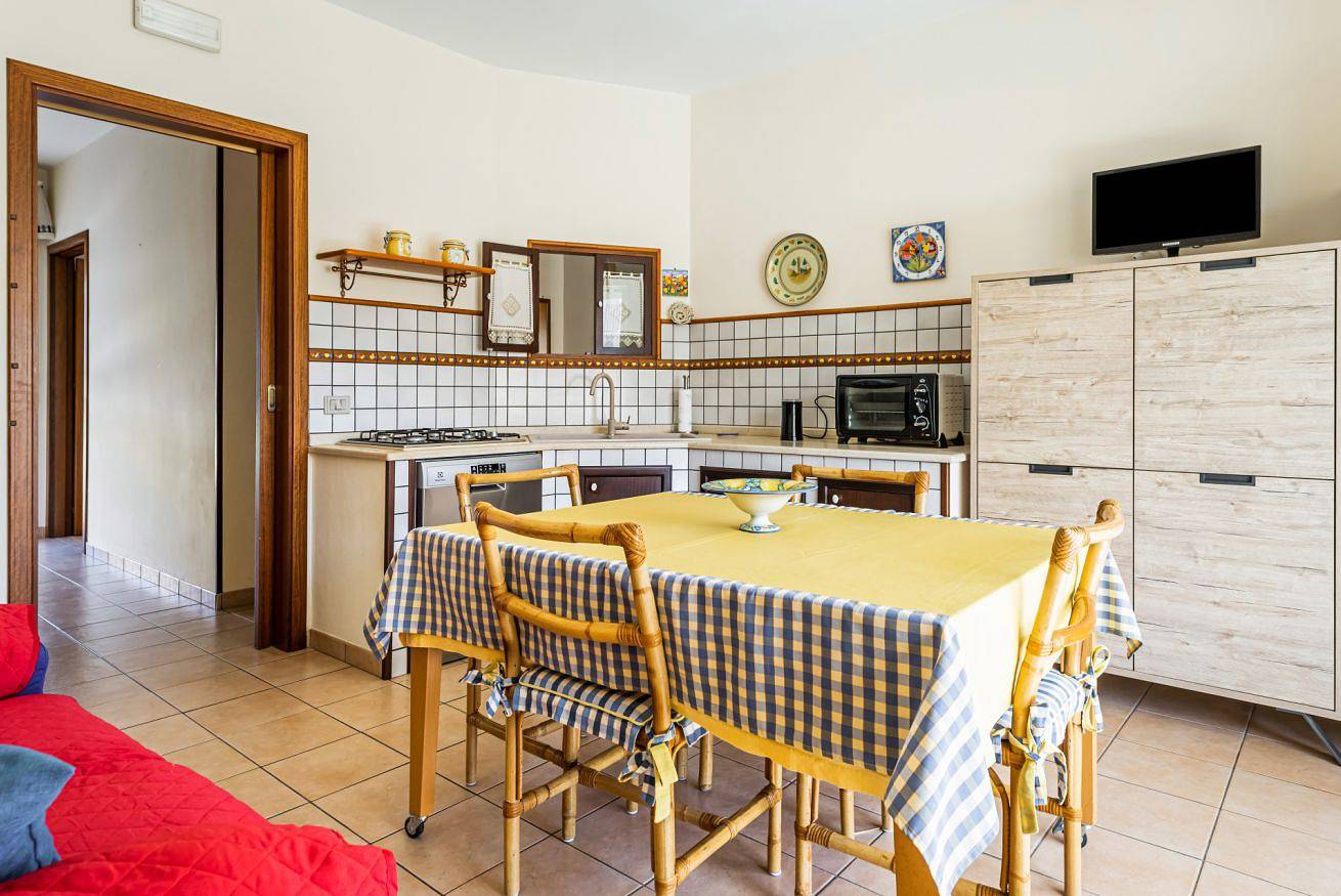 Appartamento intero, Brezza Marina - Lovely Flat with Veranda & Parking in Ragusa, Provincia di Ragusa