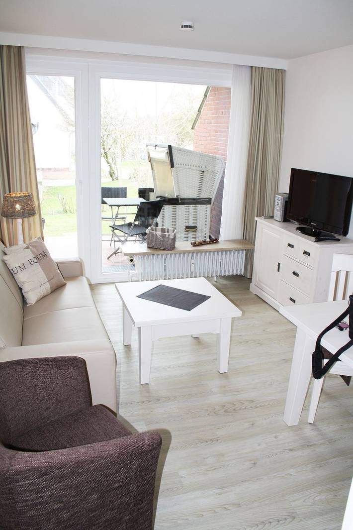 Ganze Wohnung, Komfortable Wohnung mit Terrasse, Garten und Parkplatz in Wenningstedt in Nordfriesische Inseln (Schleswig-Holstein) (Schleswig-Holstein), Wenningstedt