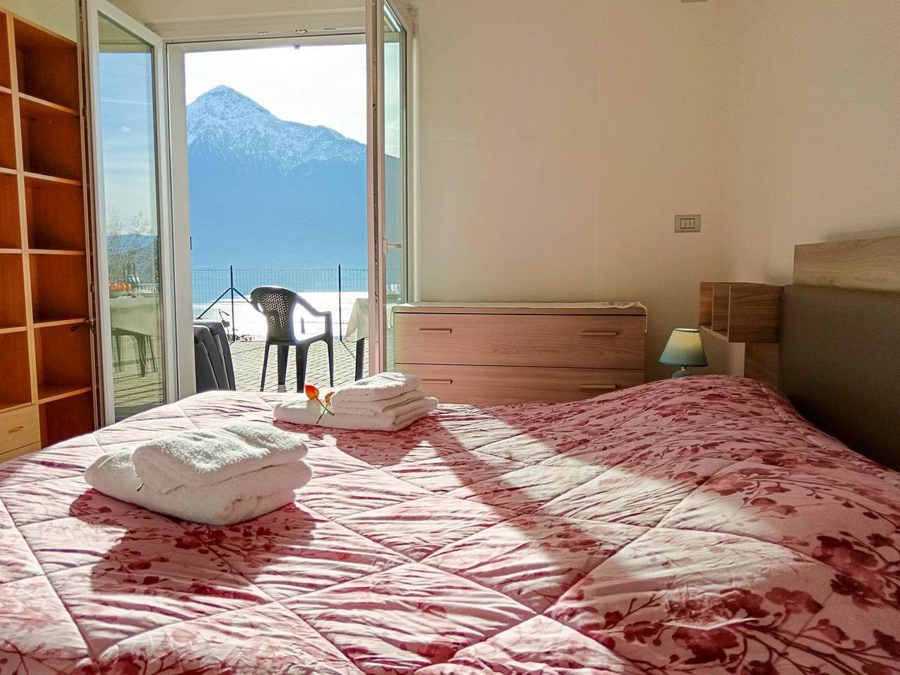 Ganze Wohnung, Panorama Felice Comer See Ferienwohnung mit Seeblick in Aurogna, Trezzone