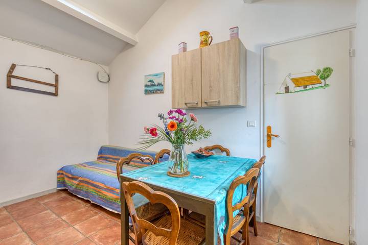 Geheel appartement, Le Flamant Rose – Appartement met privétuin en wifi, dichtbij de stranden en het stadscentrum in Saintes-Maries-de-la-Mer, Middellandse Zeekust (Frankrijk)