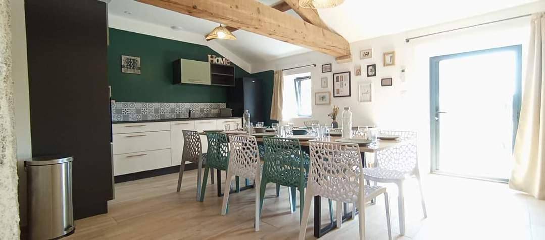 Location de vacances pour 10 personnes, avec jardin à La Gaubretière - 2