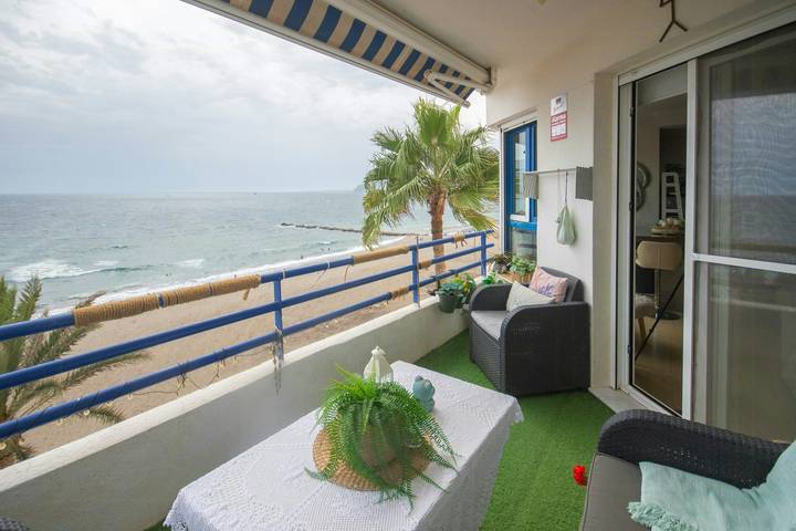 Entire apartment, Almería seafront apartment with sea views in Playa de El Zapillo (Almería), Almería