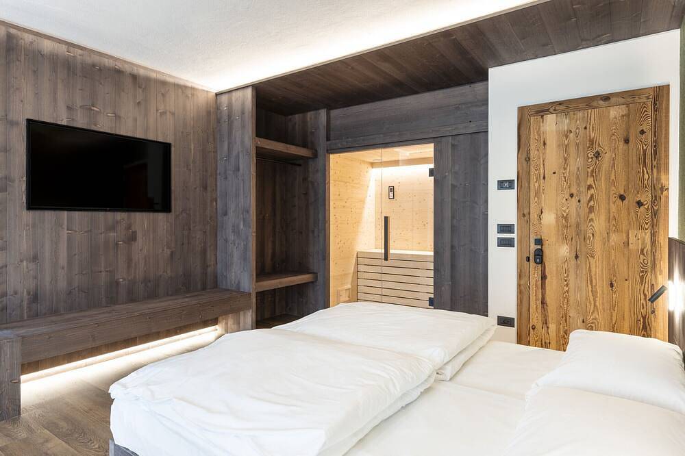 Entire apartment, Salvans Wellness - Quarzo Room in Auronzo di Cadore, Sexten Dolomites