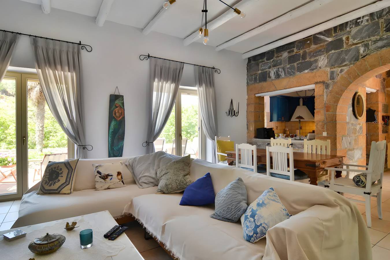 Ferienhaus 'Vitali River House Andros' mit Bergblick, Wi-Fi und Klimaanlage in Andros