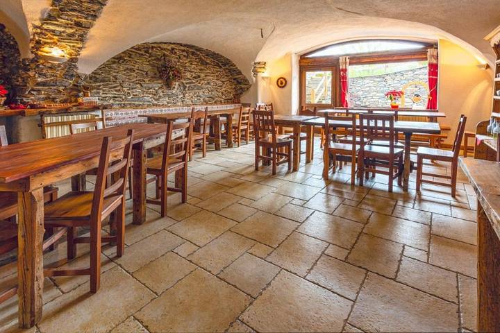 Location de vacances pour 2 personnes, avec jardin et terrasse, animaux acceptés à Cesana Torinese - 3