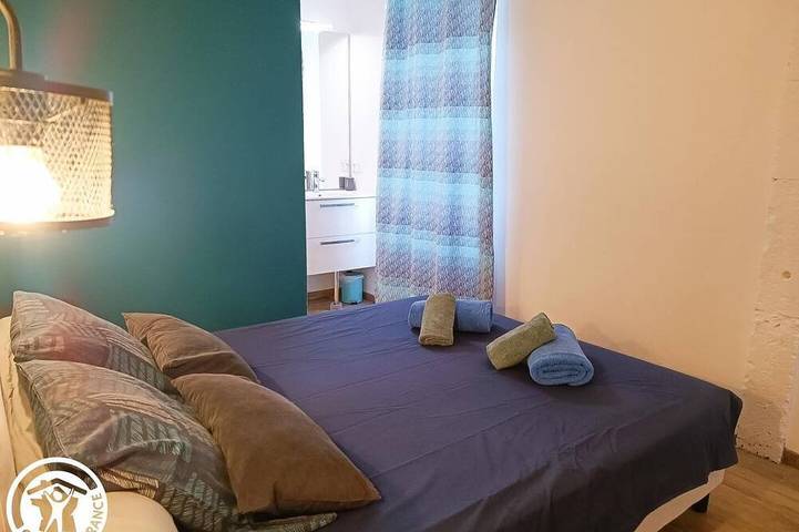 Location de vacances pour 8 personnes, avec jardin à Crégols - 4