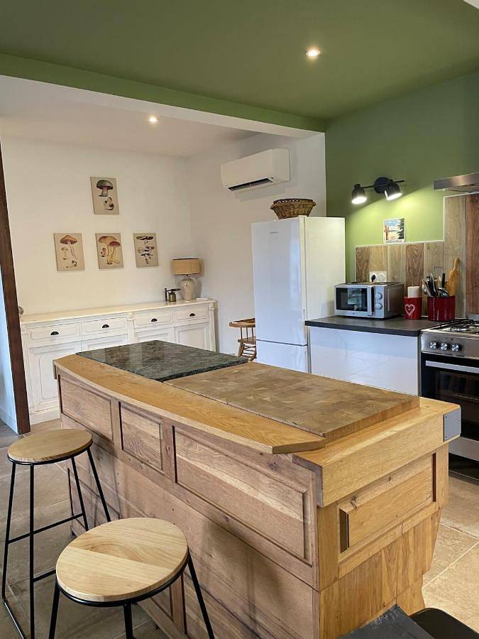 Location de vacances pour 15 personnes, avec vue et jardin, animaux acceptés à Saint-Vincent (Pyrénées-Atlantiques) - 4