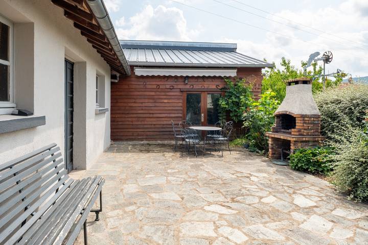 Appartement entier, Appartement « Maison De Vacances Dans Les Vosges » : vue montagne, terrasse privée, Wi-Fi in Aumontzey, Saint-Dié-des-Vosges