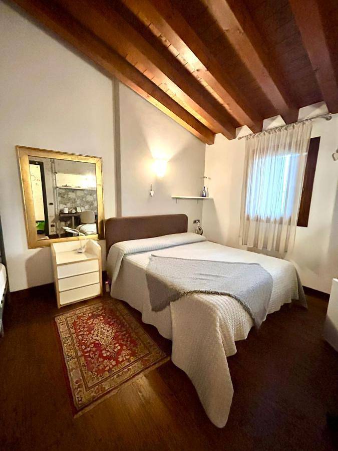Triple Room with Private External Bathroom in Portogruaro, Provincia di Venezia