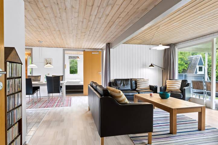 Home in Fårvang with WiFi in Silkeborg
