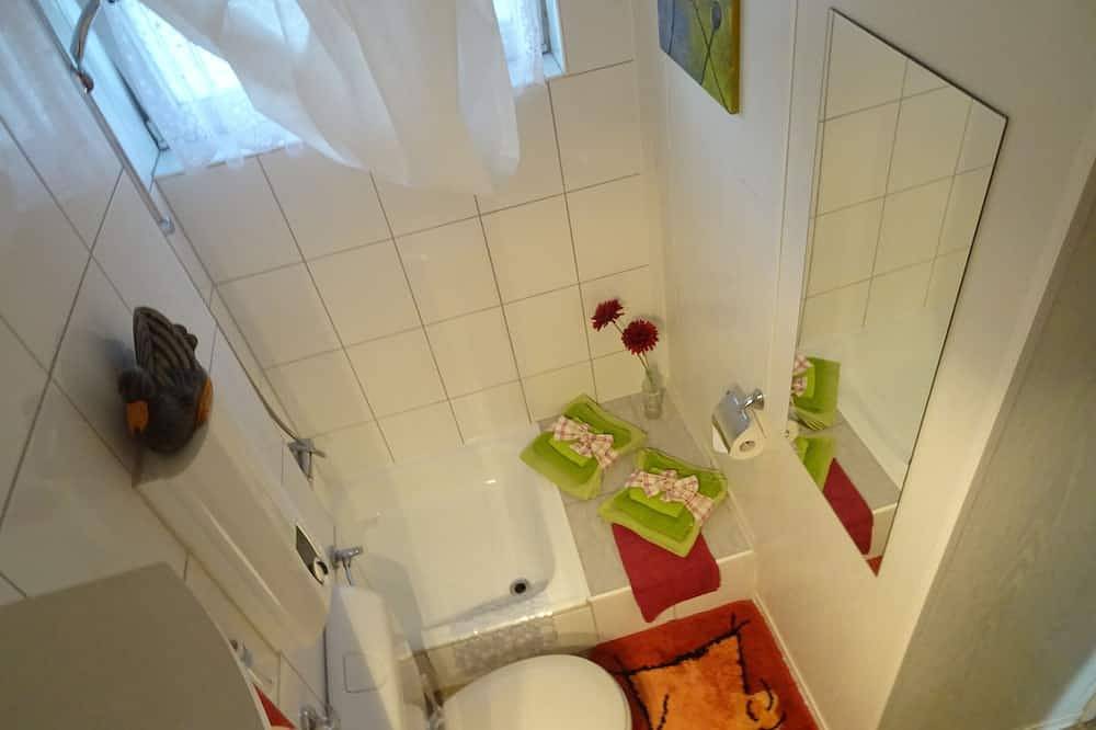 Ganze Wohnung, Niedliche Ferienwohnung mit Schwimmbad und Sauna in Bad Lauterberg, Harzvorland